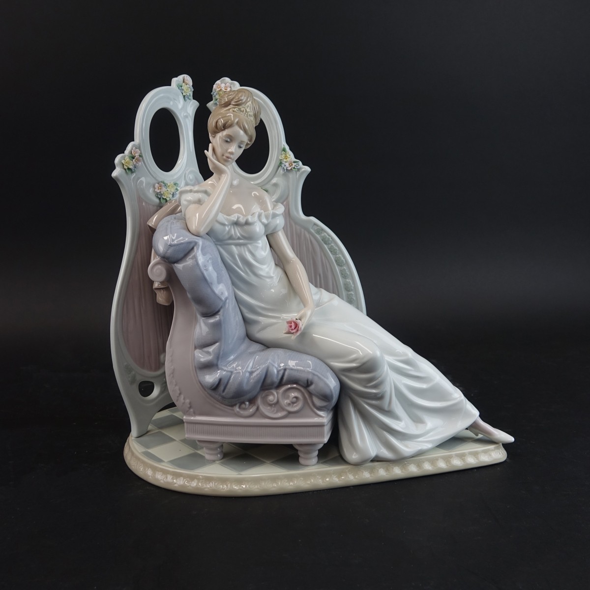 Lladro "Promises of Love" Porcelain Figurine