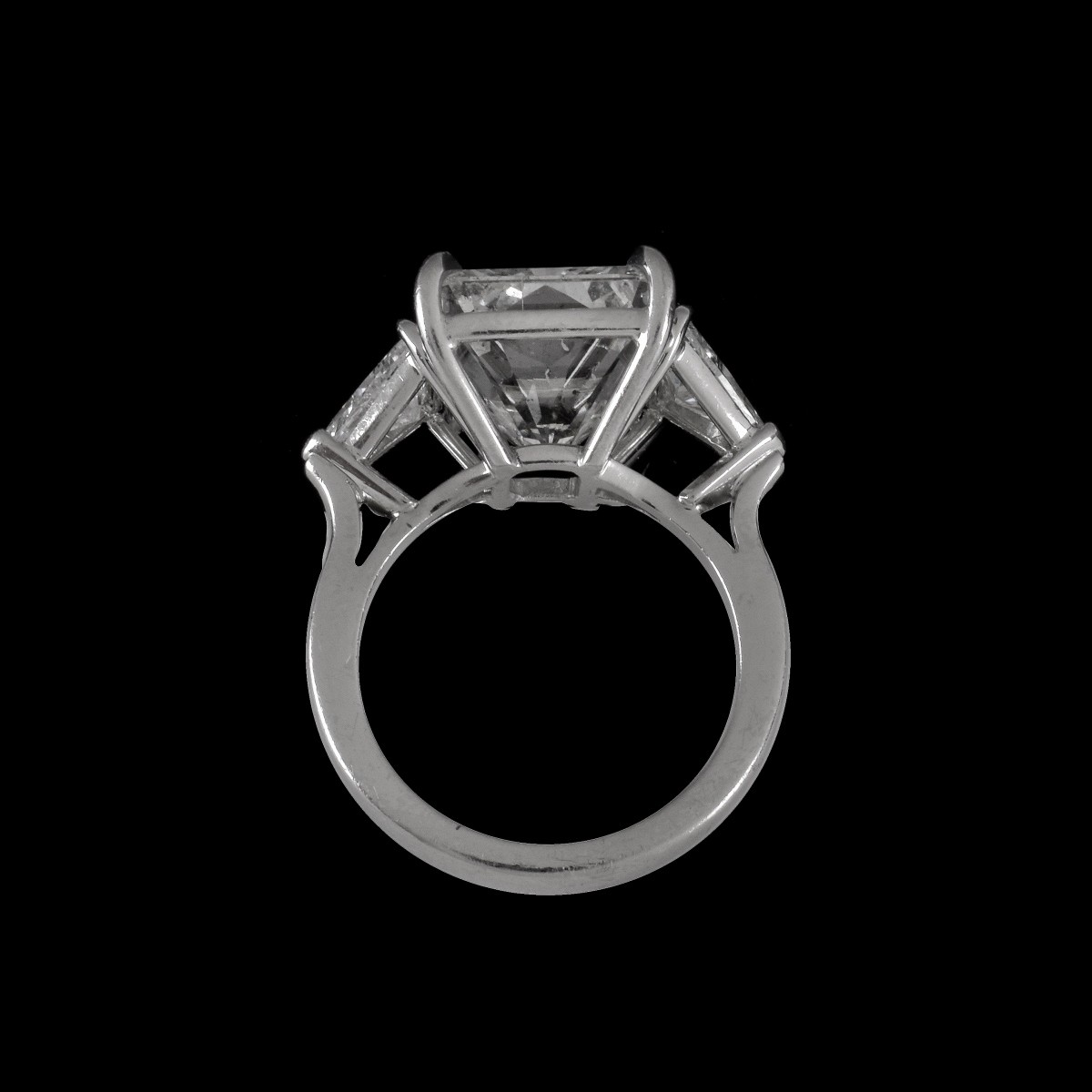 GIA 10.49 Carat Diamond and Platinum Ring