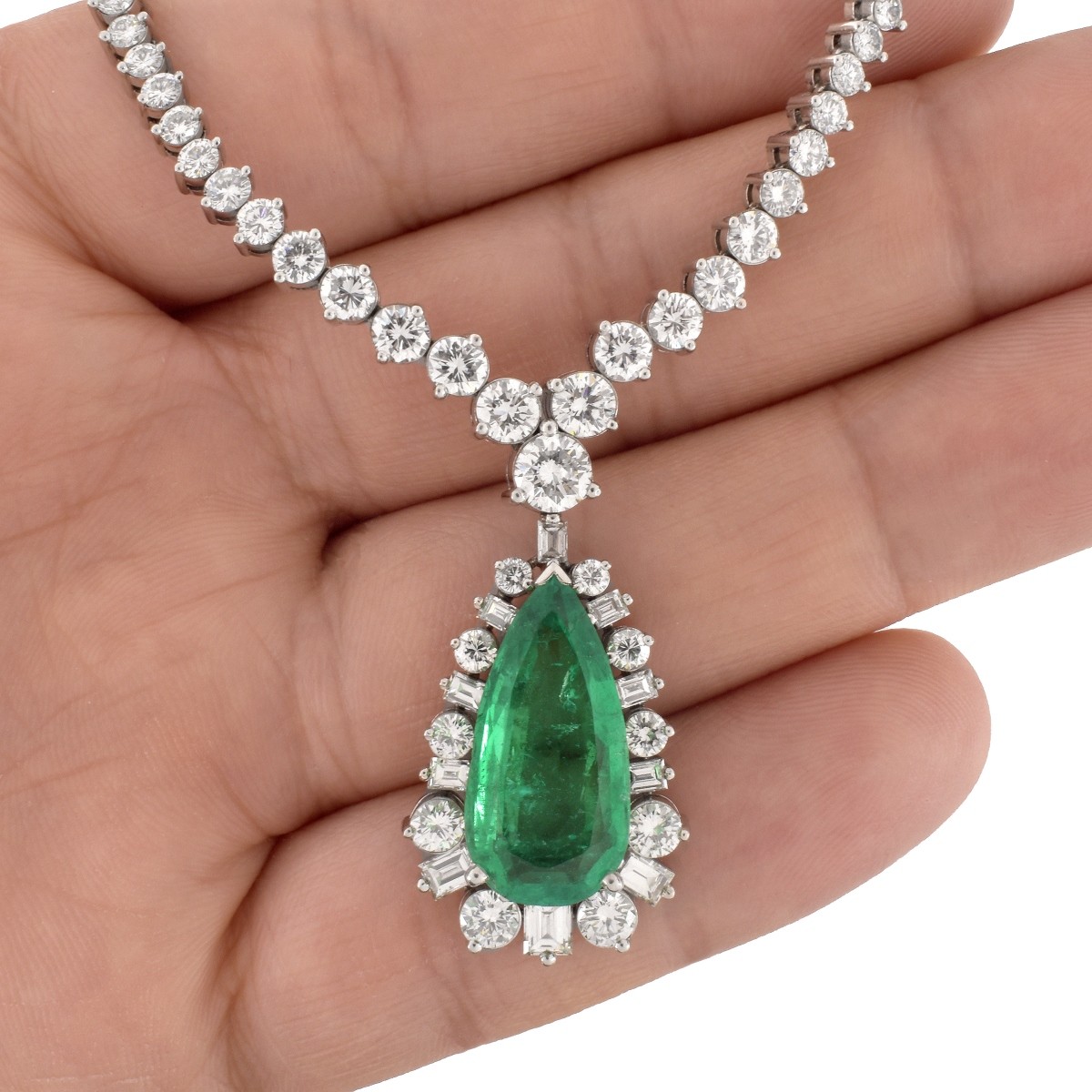 AGL Emerald, Diamond and Platinum Necklace