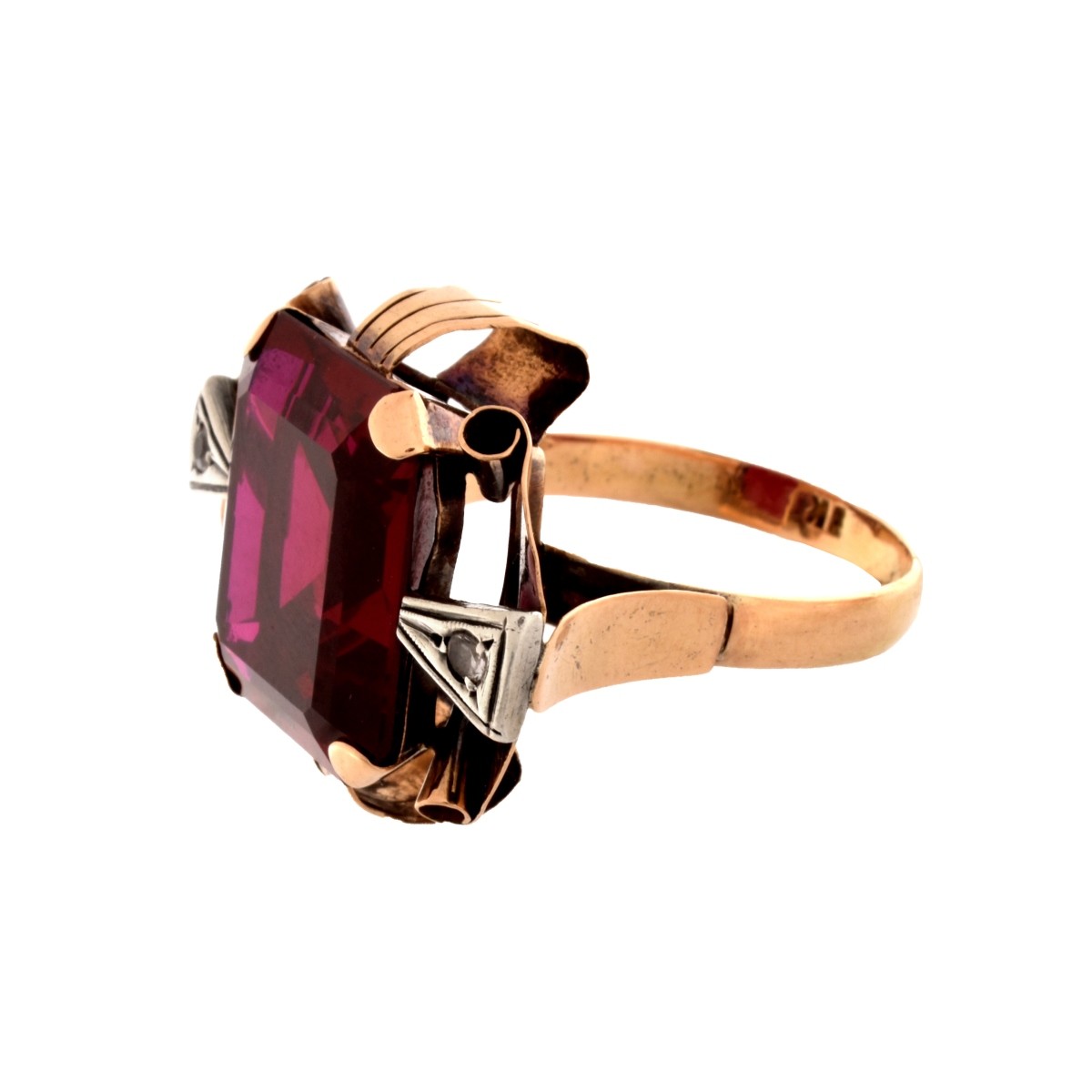 Retro 18K and Ruby Ring
