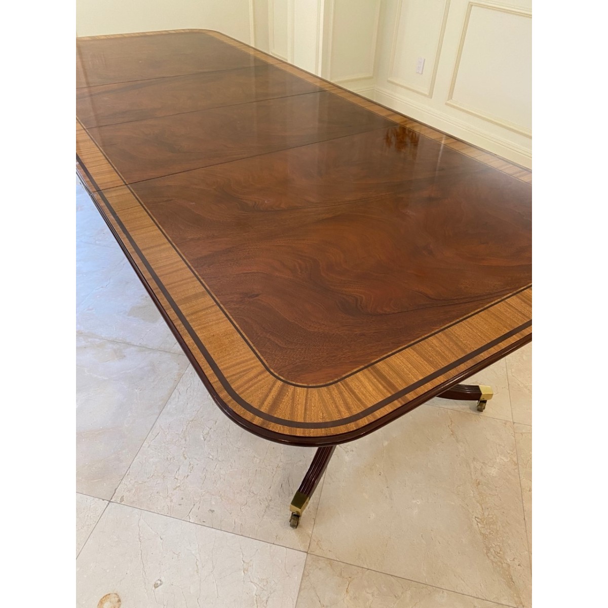 Baker Furniture Sheraton Style Dining Table