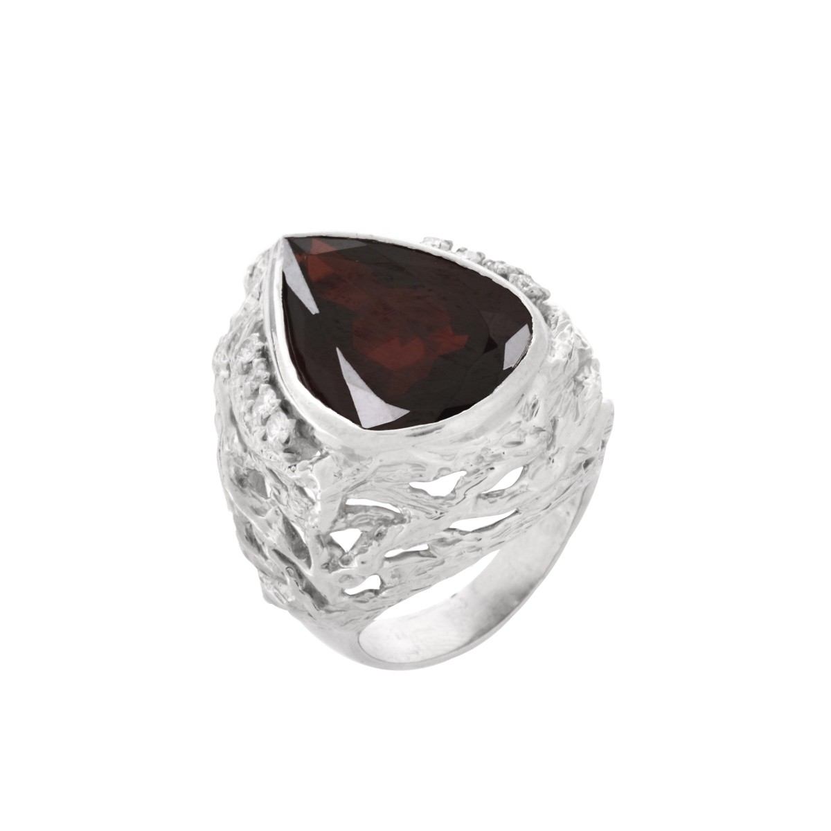 Garnet, Diamond and Platinum Ring