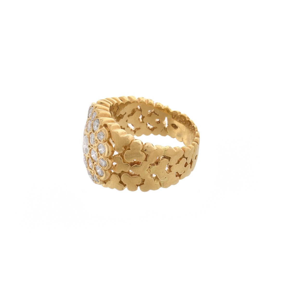 VCA Diamond and 18K Ring