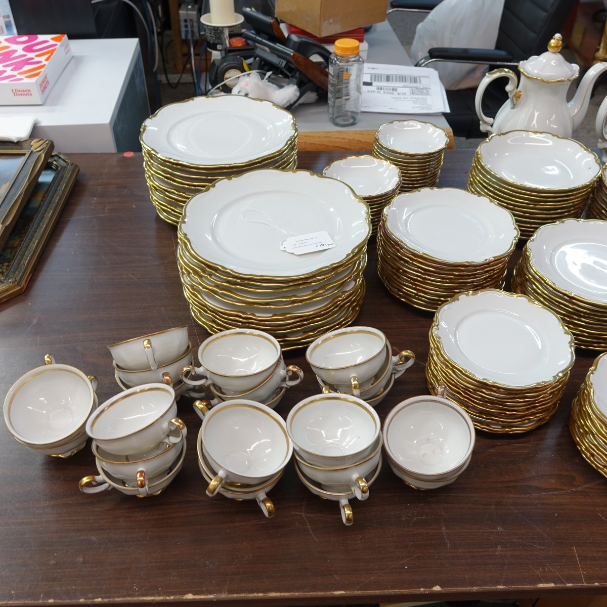 Large Mitteteich Bavaria Dinnerware Service