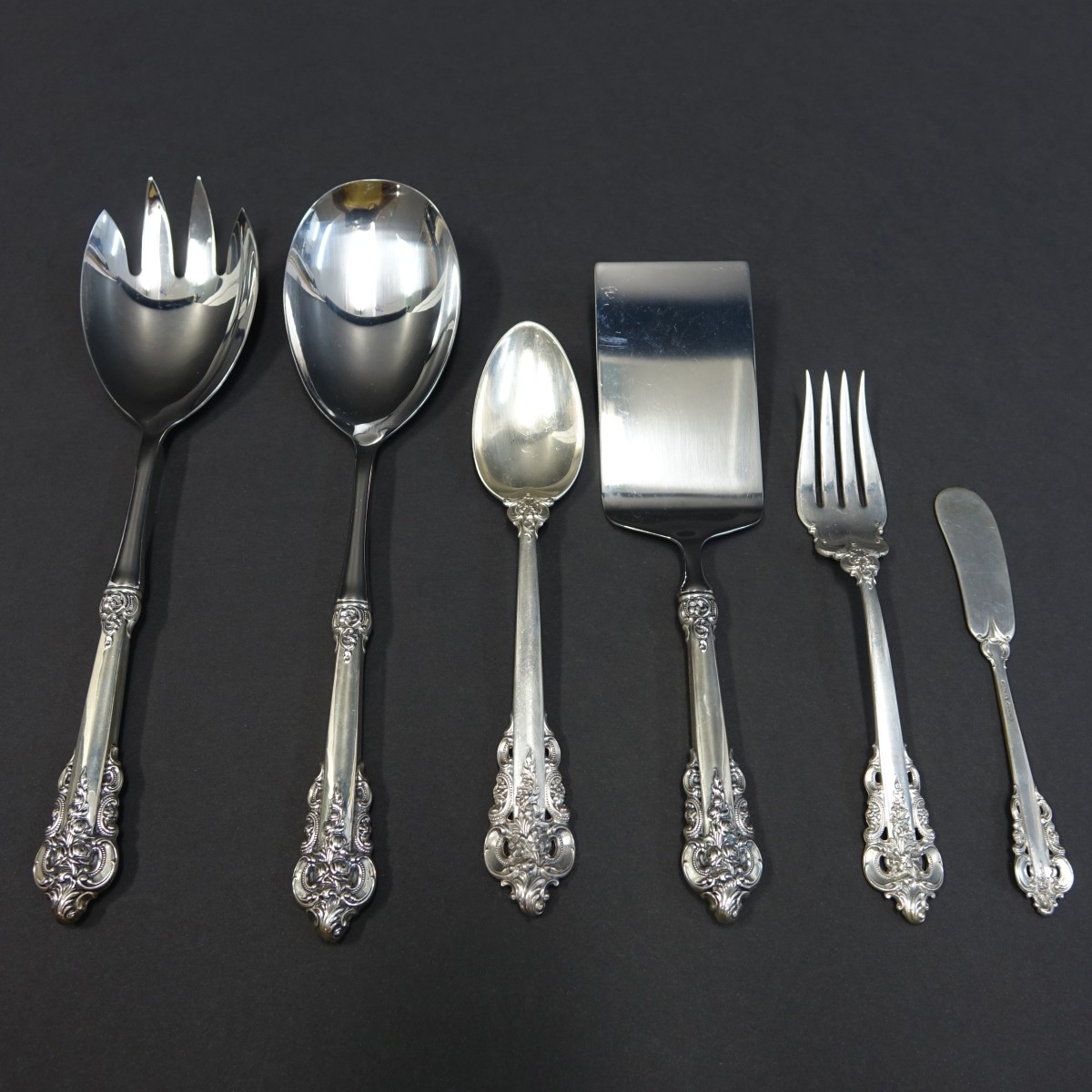 (103) Pc. Wallace "Grand Baroque" Flatware