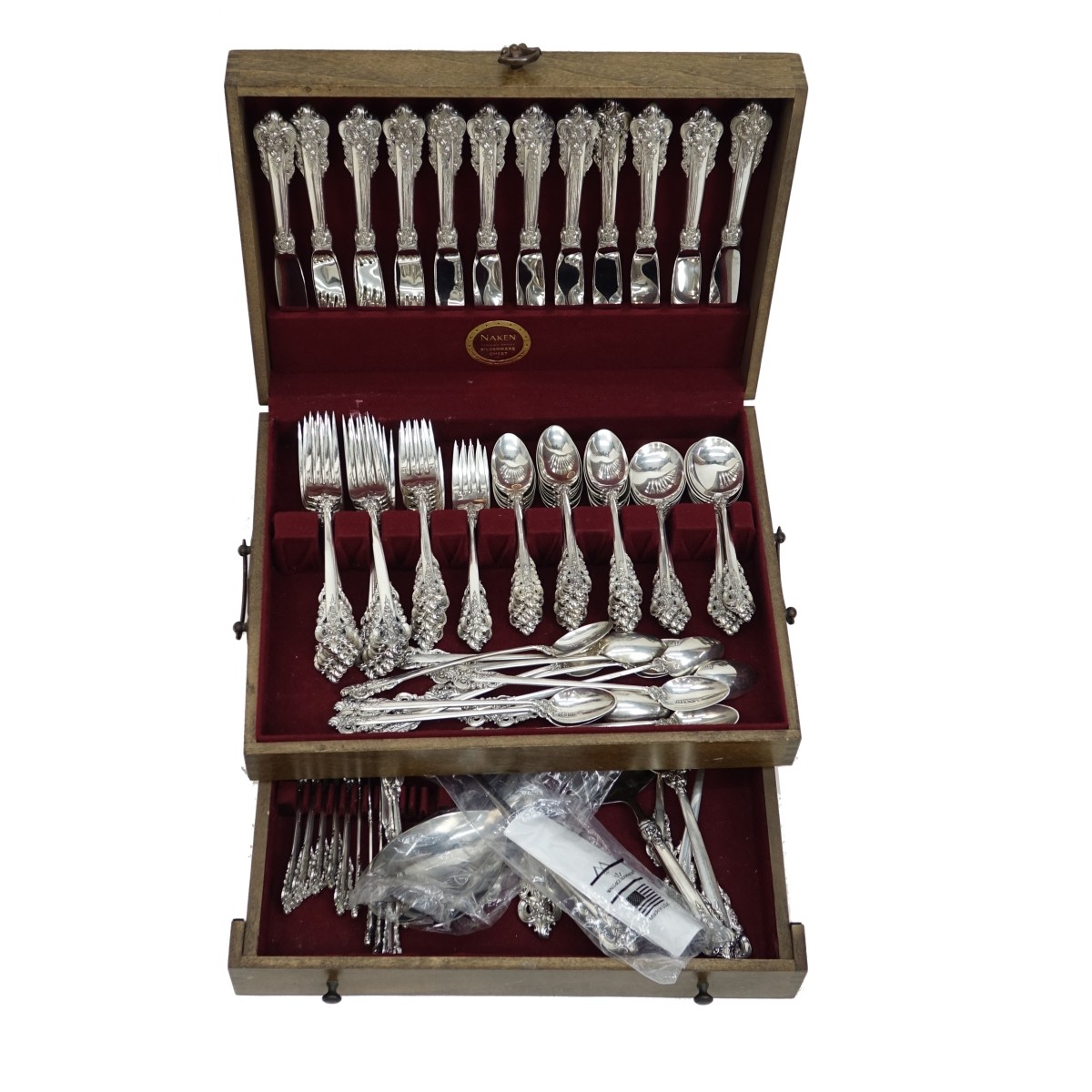 (103) Pc. Wallace "Grand Baroque" Flatware