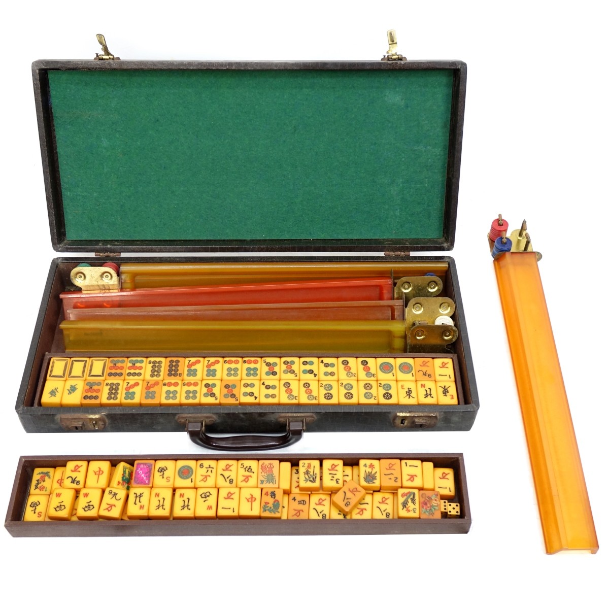 Vintage Chinese Bakelite Mahjong Set