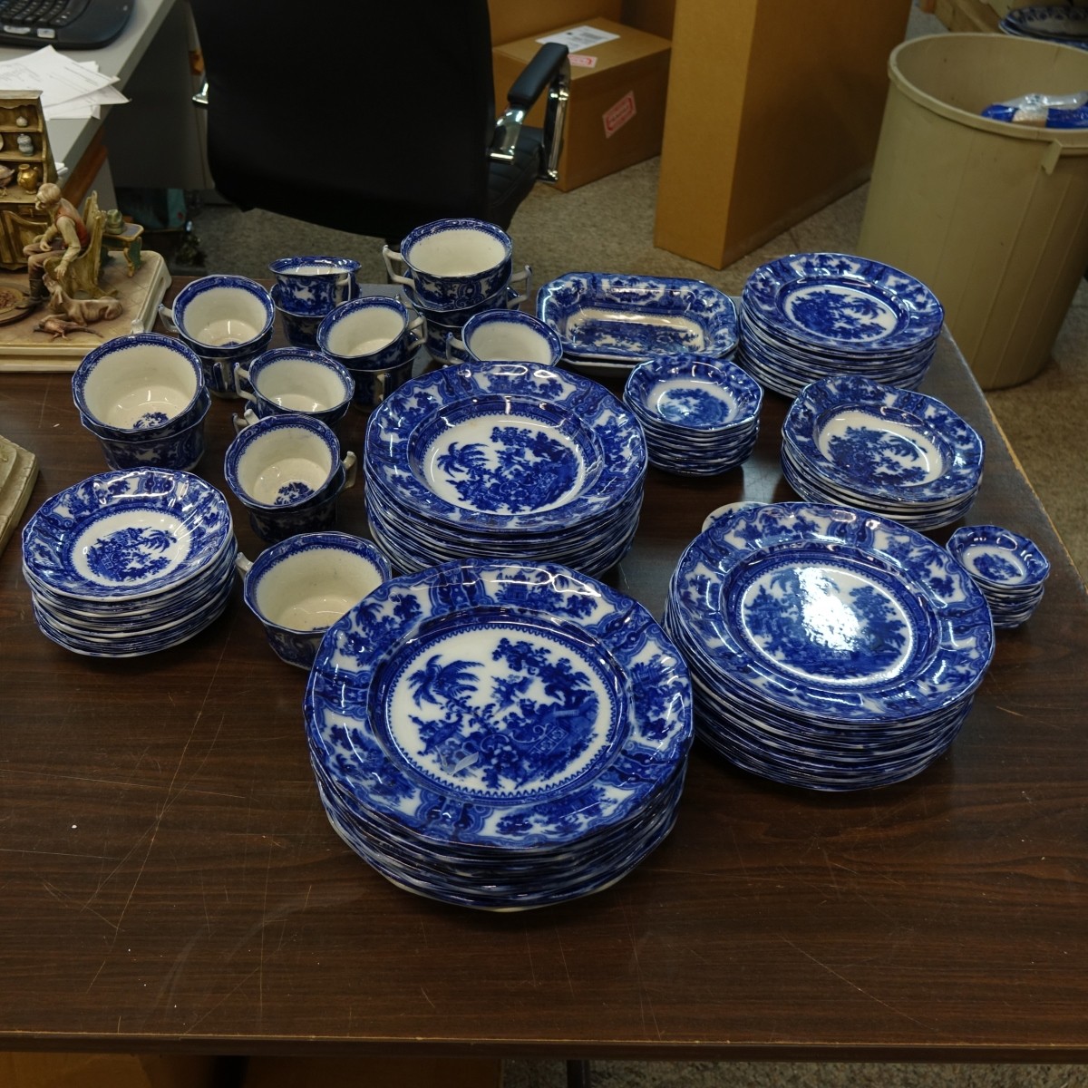 (108) Pc. Antique Kyber Flow Blue Dinnerware