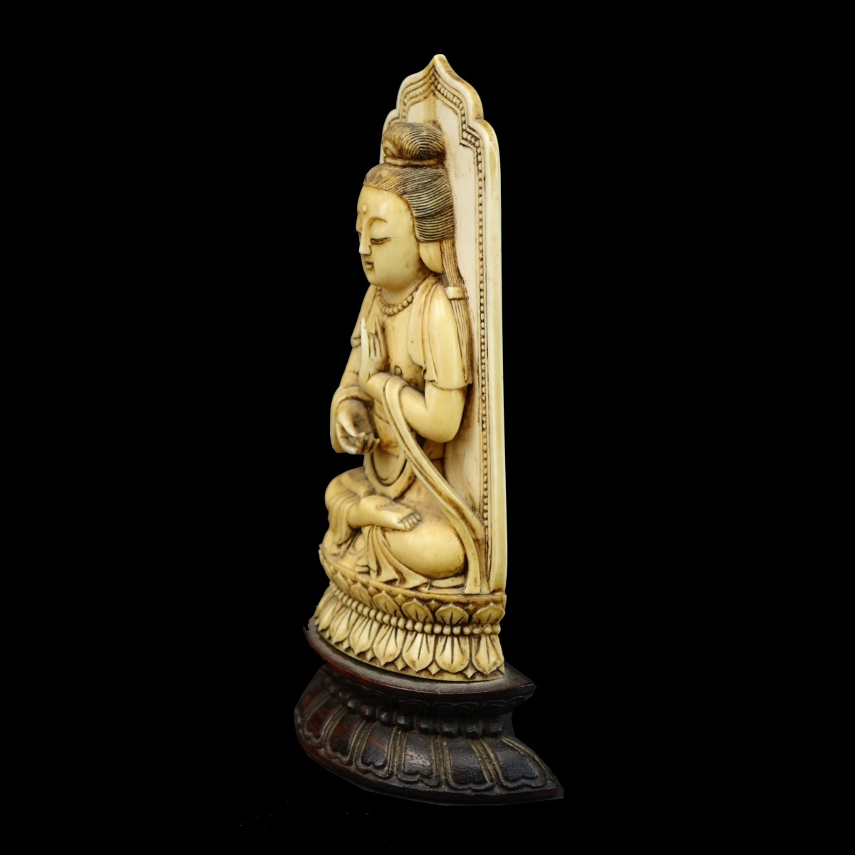 Antique Chinese Carved Buddha Figure