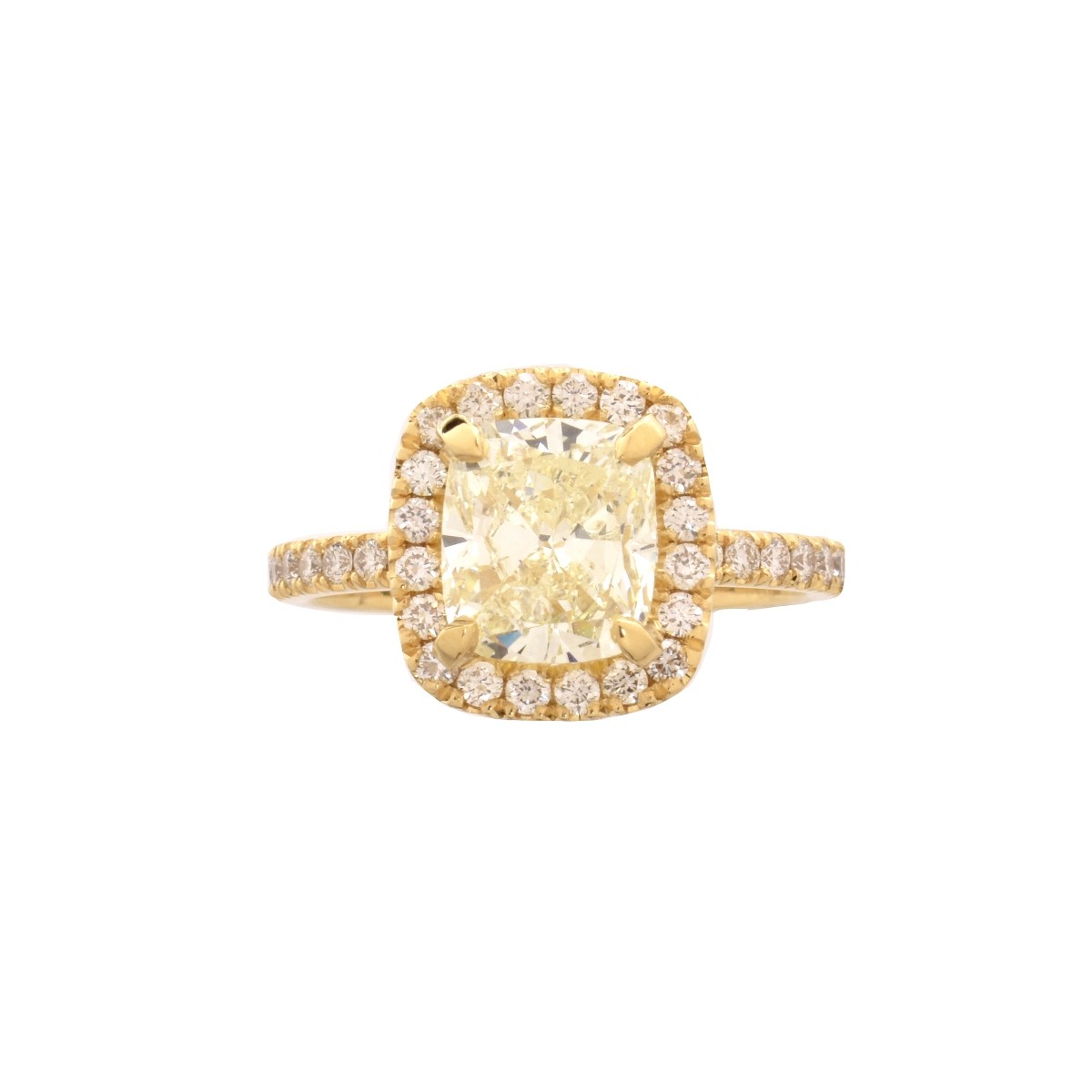 IGL Diamond and 18K Engagement Ring