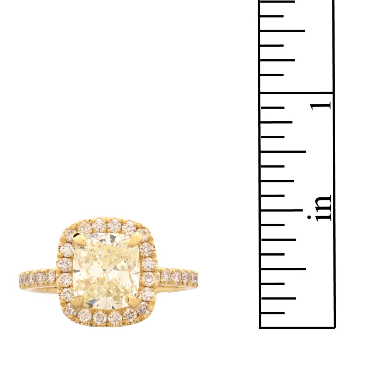 IGL Diamond and 18K Engagement Ring