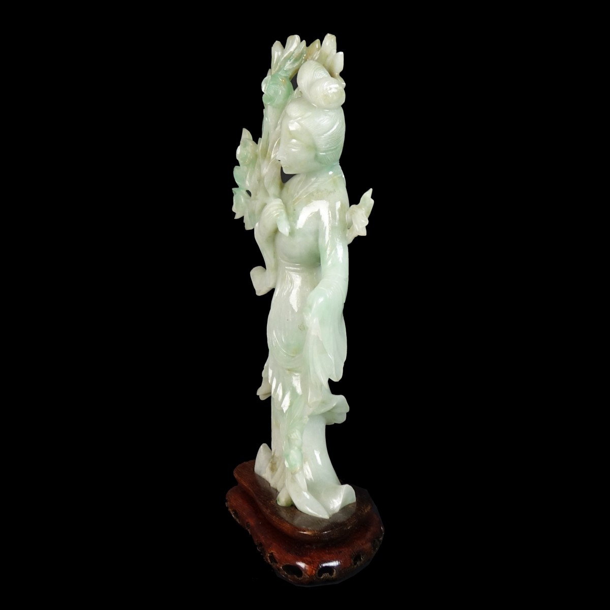 Chinese Apple Green Jade Guanyin