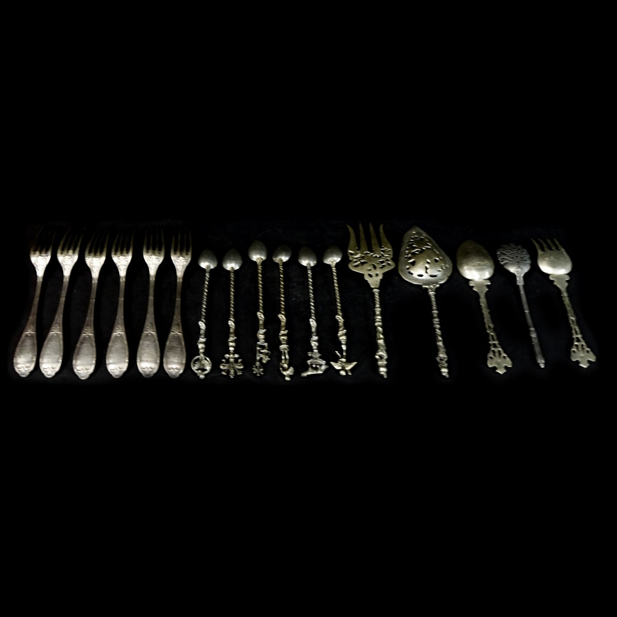 Seventeen (17) Vintage Silverplated Items