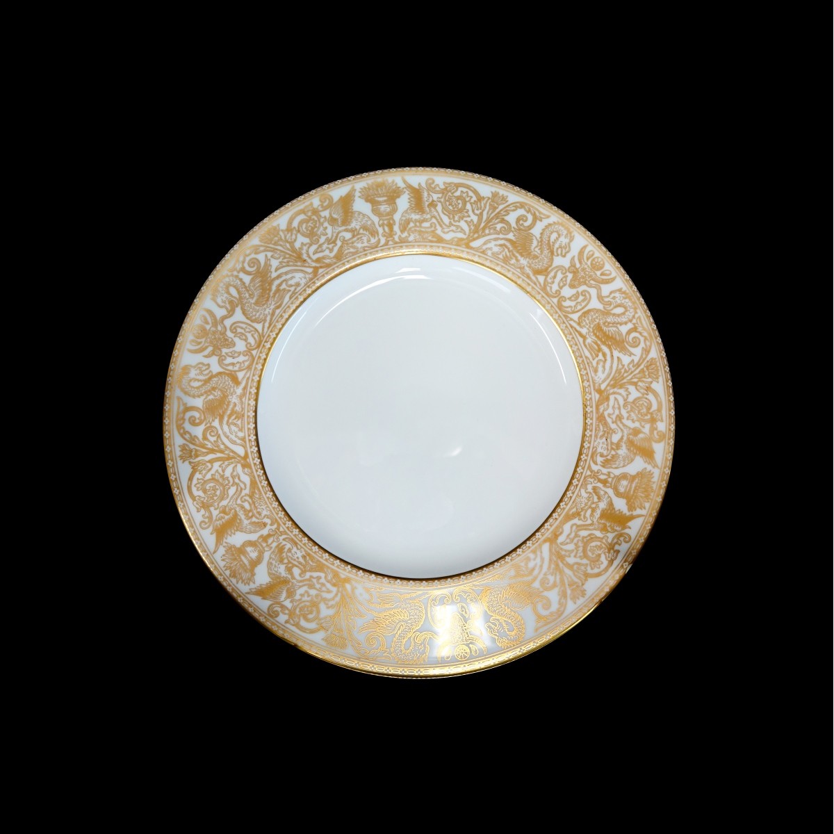 (31) Wedgwood "Florentine Gold" Dinnerware