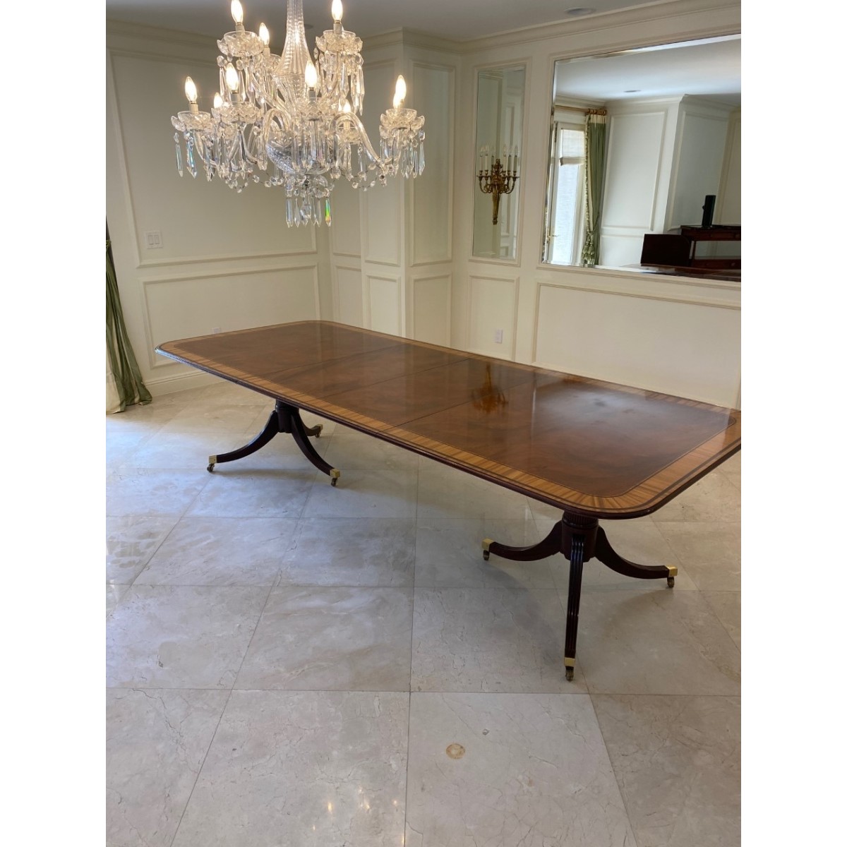 Baker Furniture Sheraton Style Dining Table