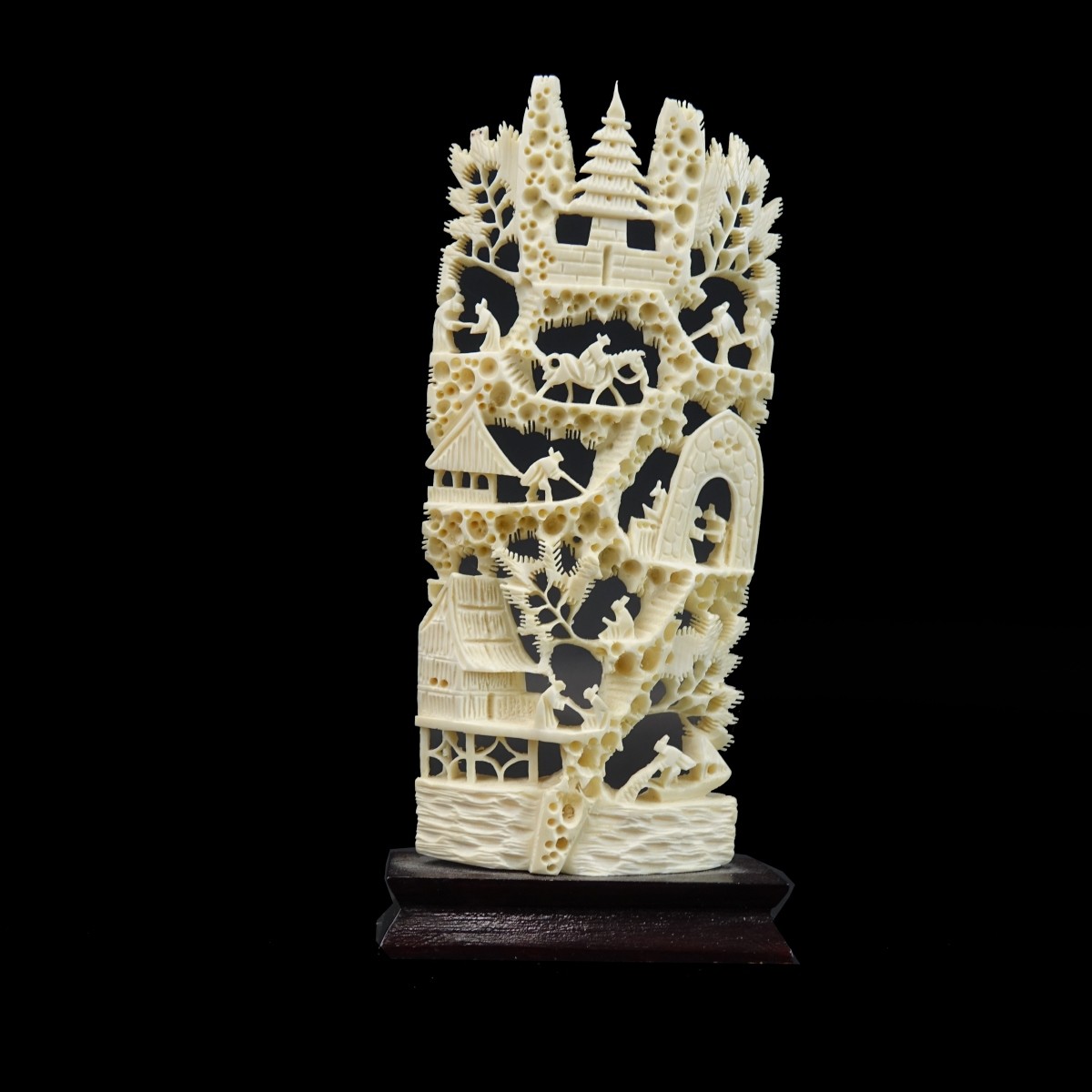 Antique Chinese Reticulated Carving