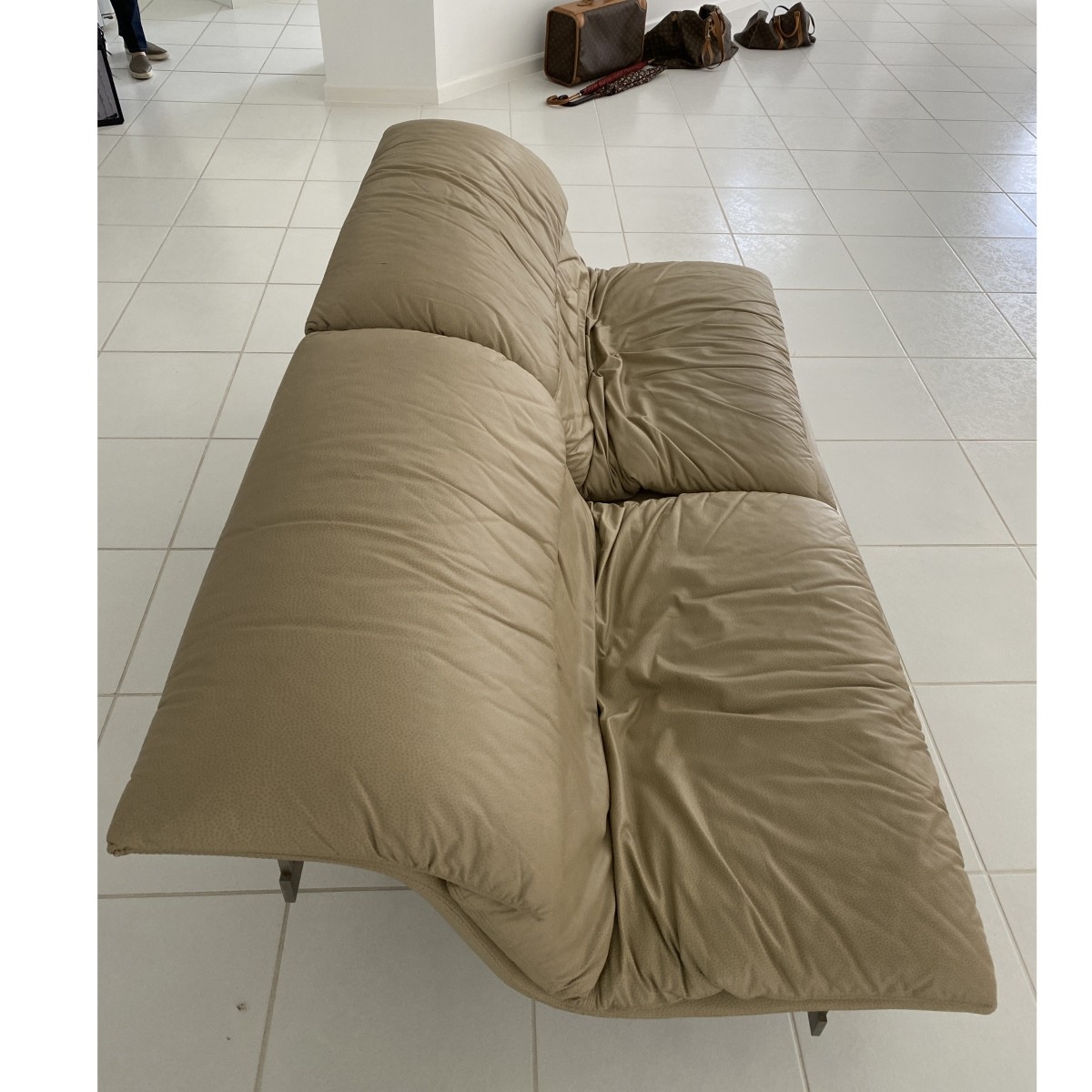 Saporiti Leather "Wave" Two-Part Sofa