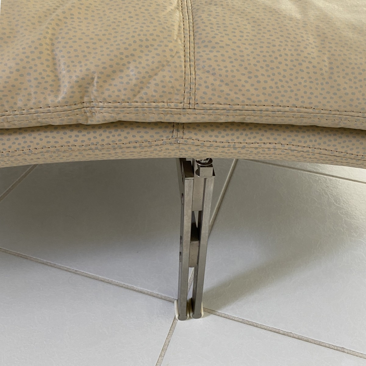 Saporiti Leather "Wave" Lounge Chair