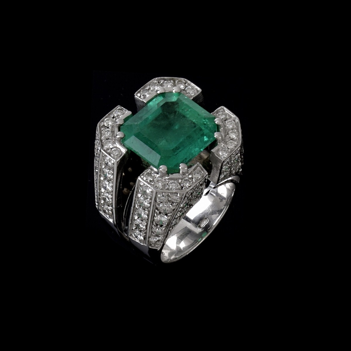 Emerald, Diamond and 18K Ring