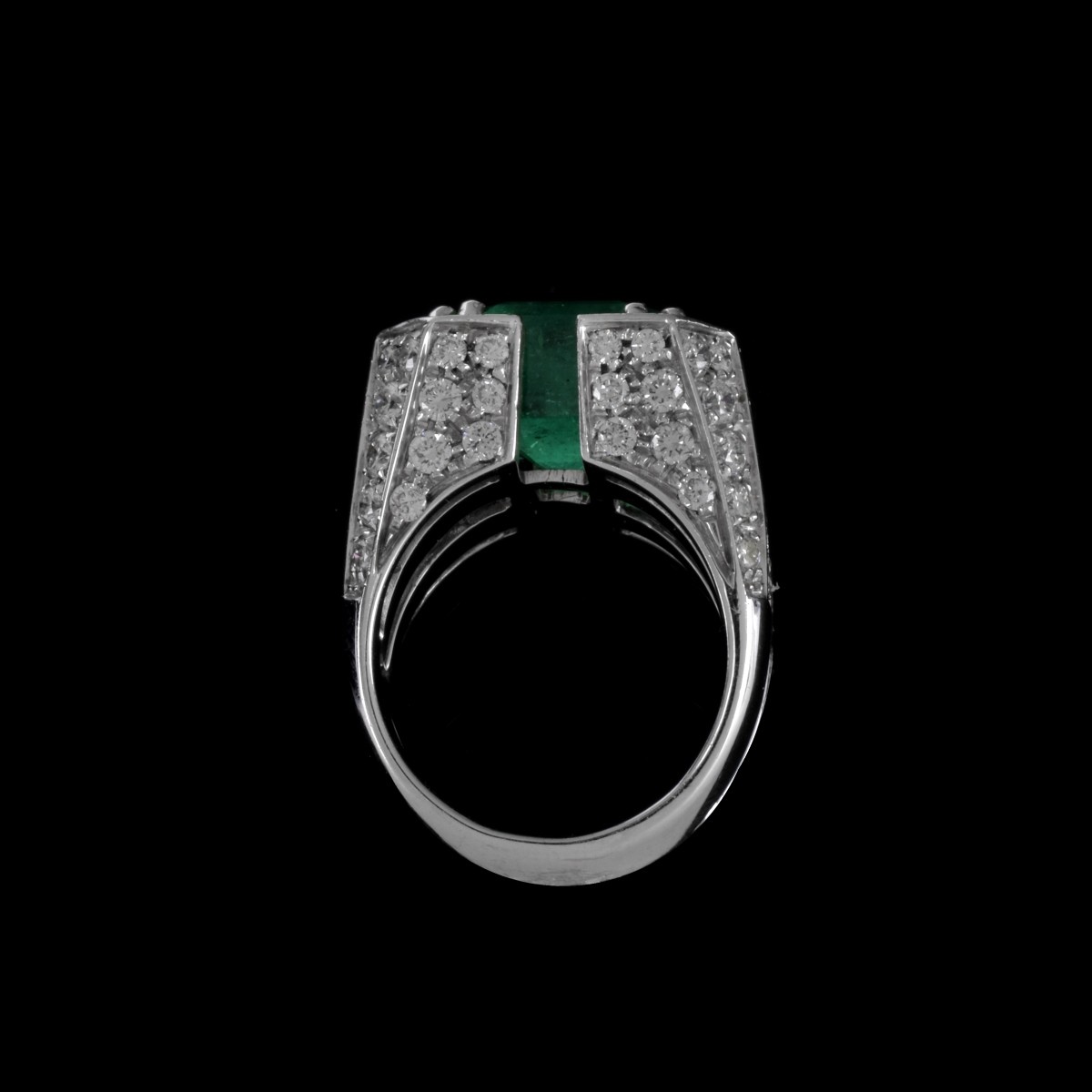 Emerald, Diamond and 18K Ring