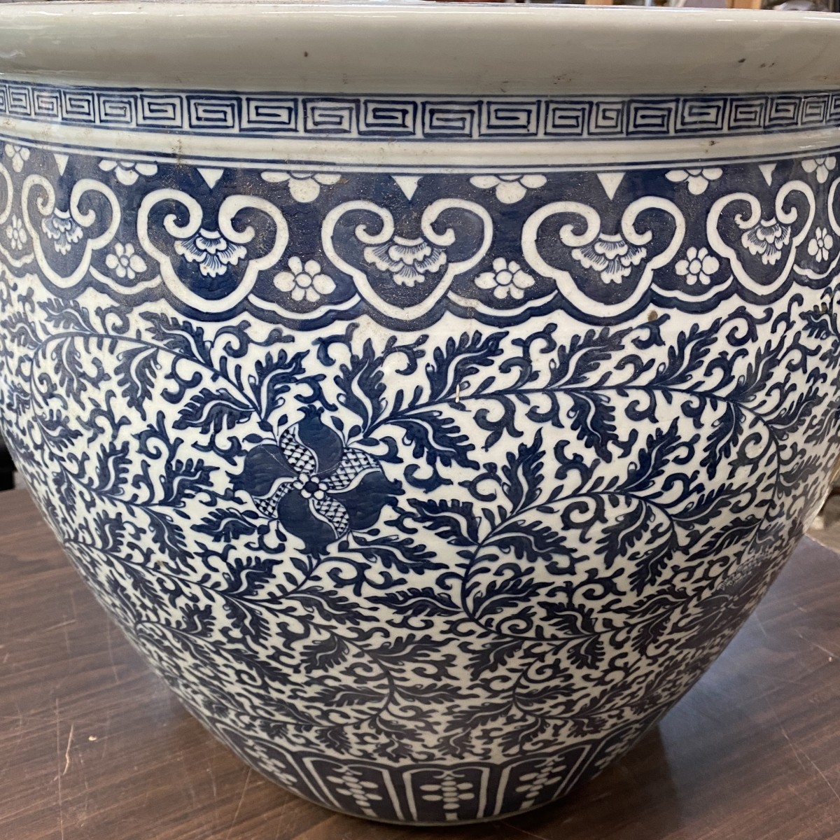 Large Chinese Qing Style Jardiniere