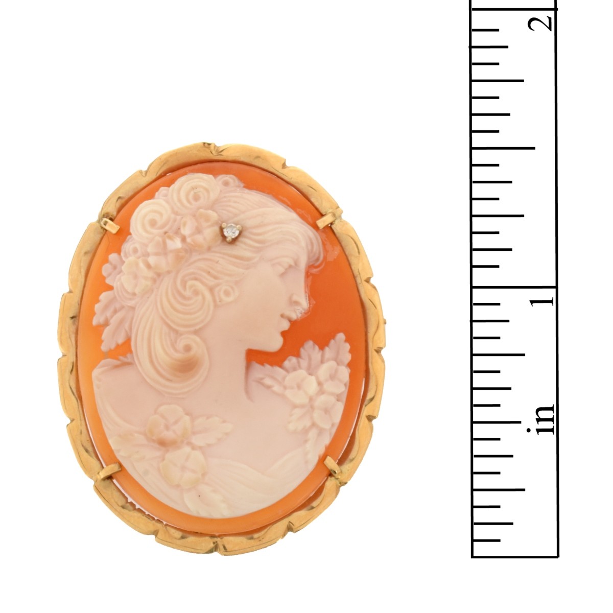 Shell Cameo and 14K Pendant