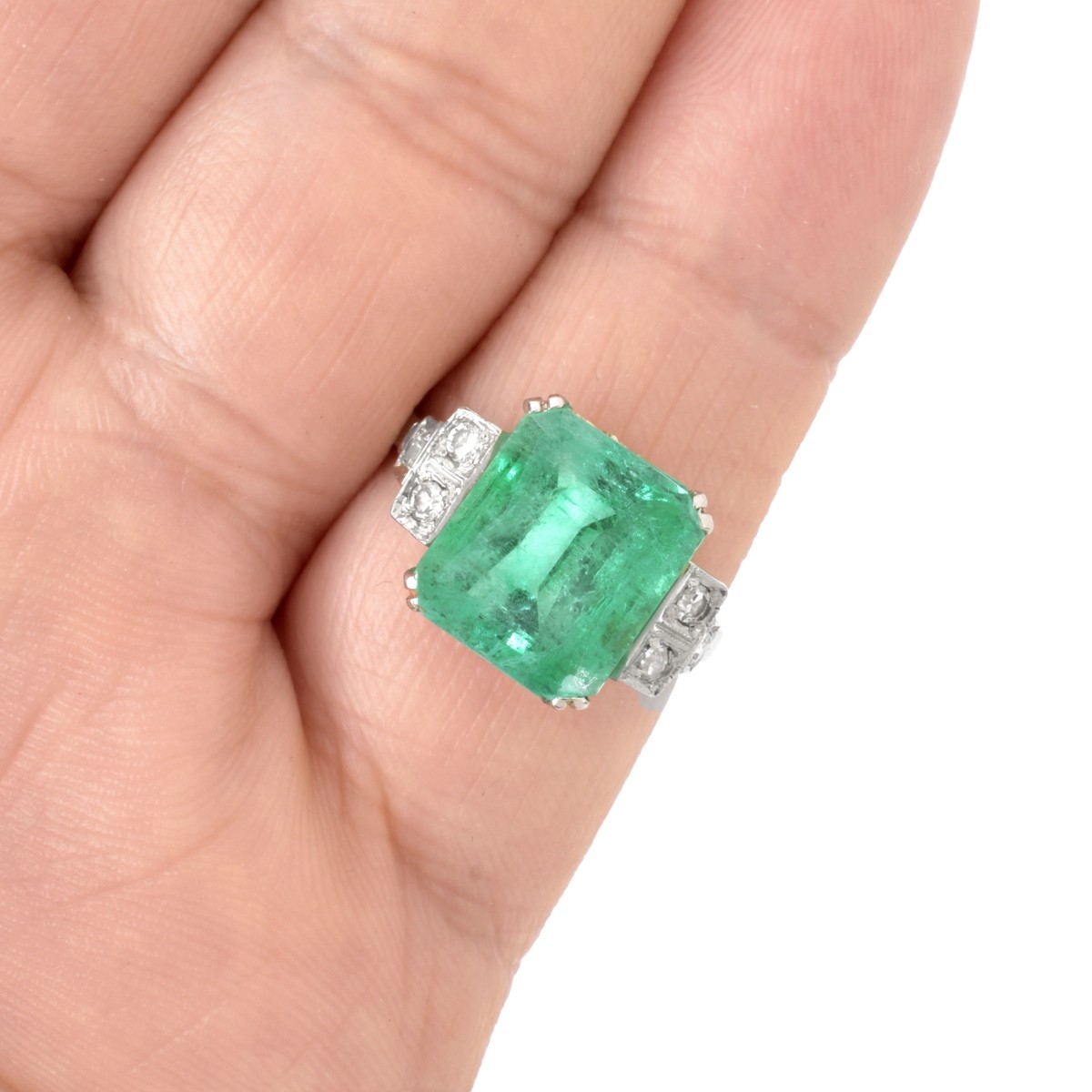 Emerald, Diamond and 18K Ring