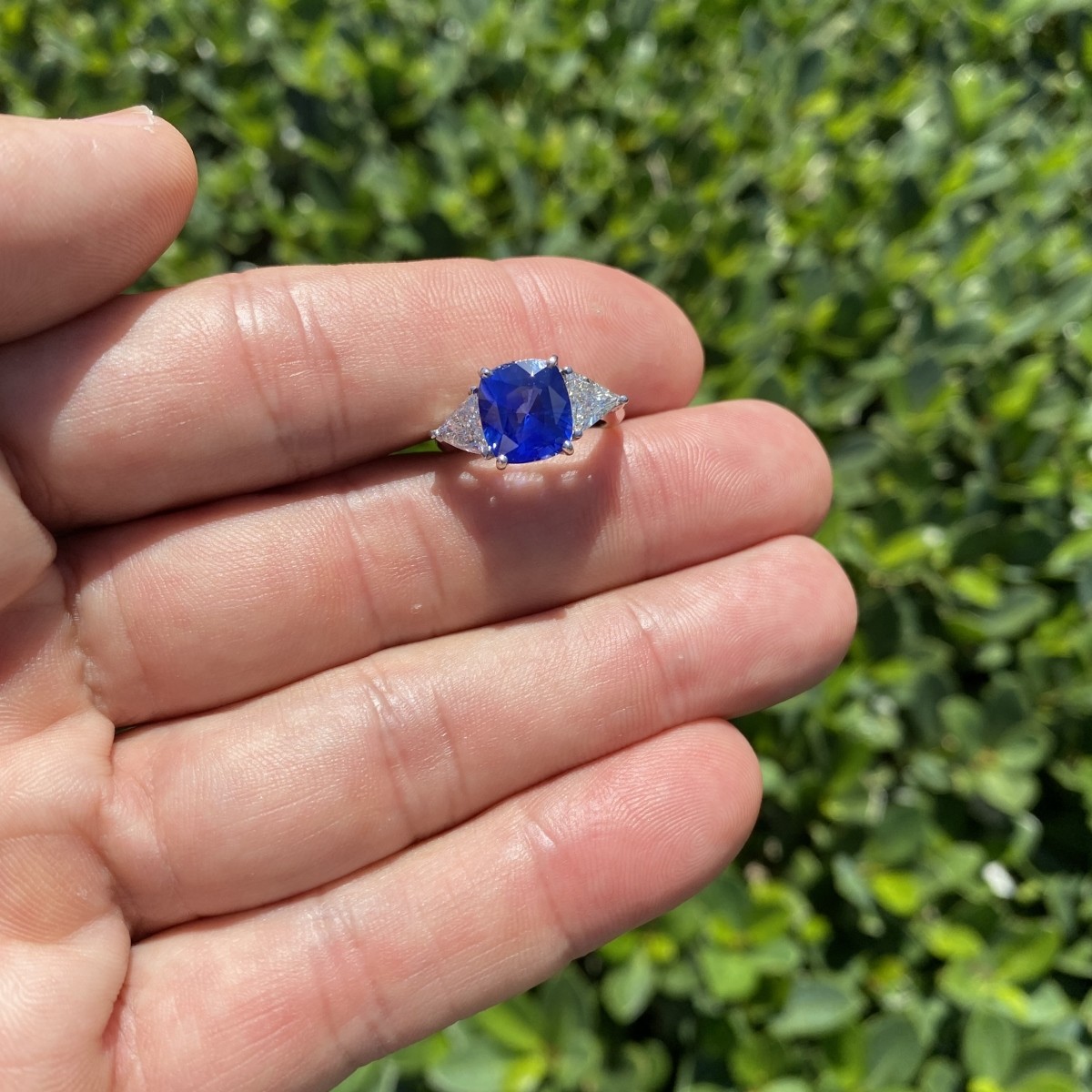 GAL Sapphire, Diamond and Platinum Ring