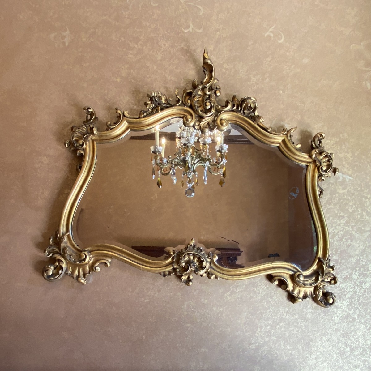 Antique Louis XV Style Giltwood Mirror