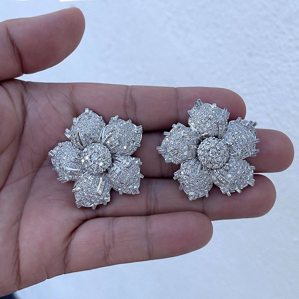 Diamond and 18K Earrings