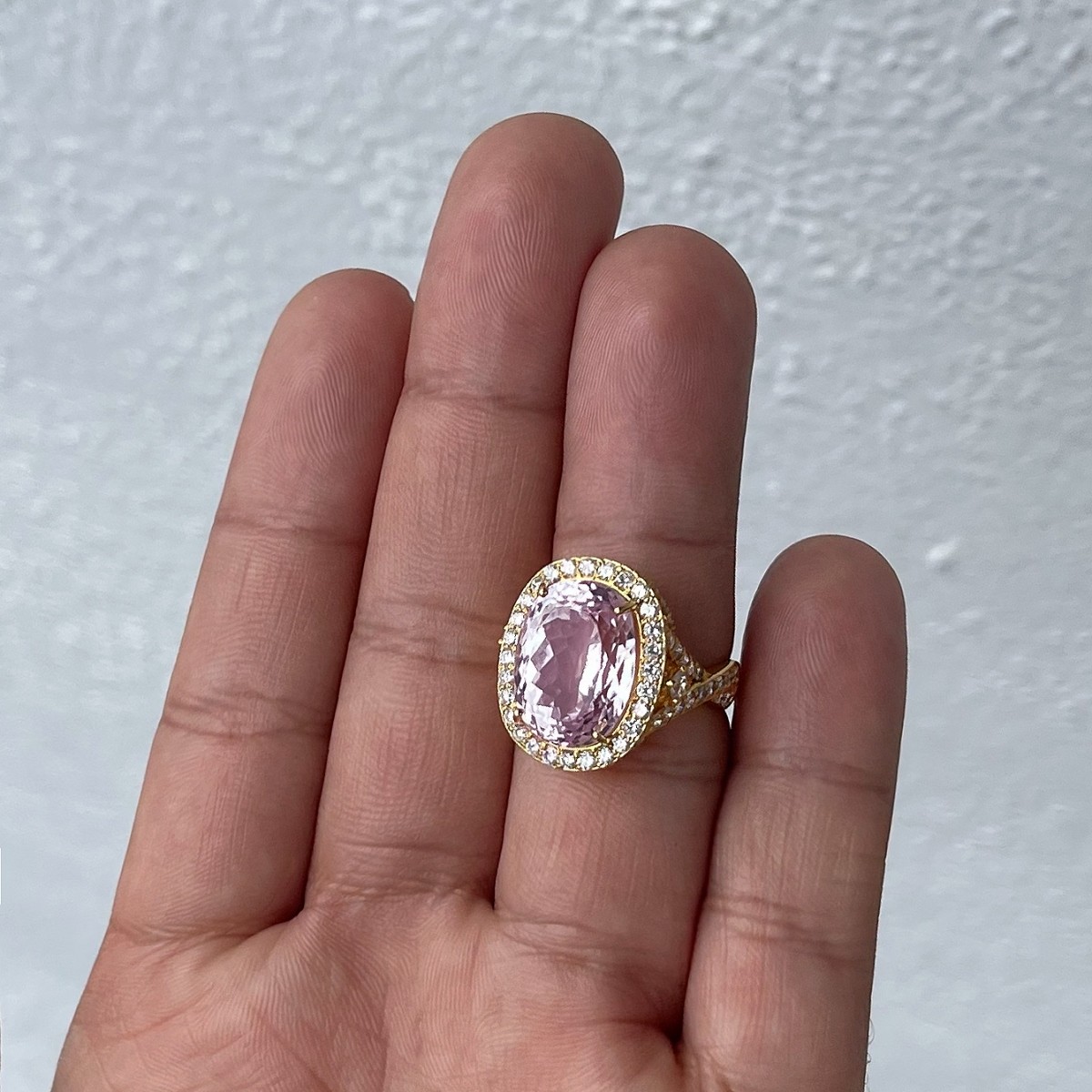 Kunzite, Diamond and 18K Ring