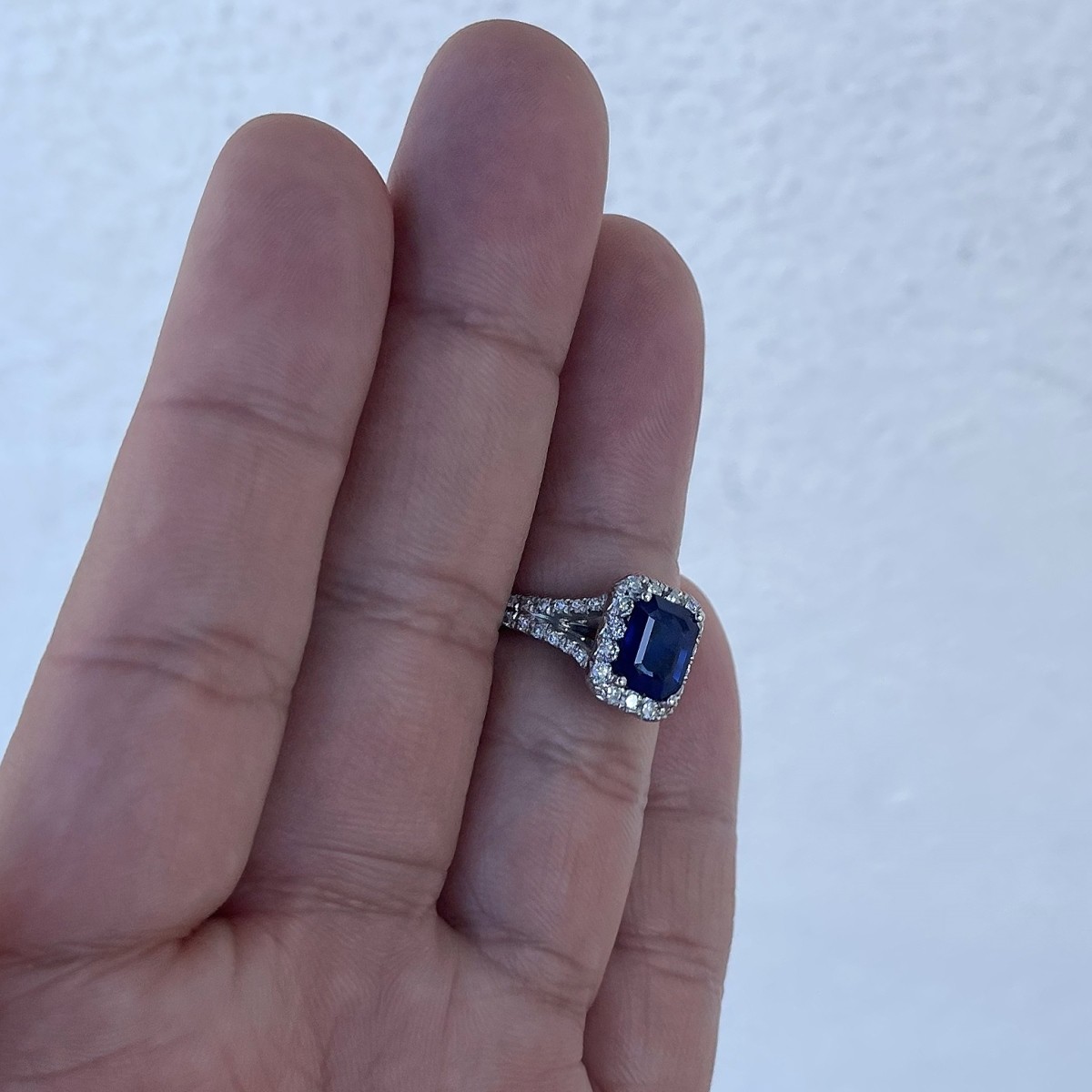 Sapphire, Diamond and Platinum Ring