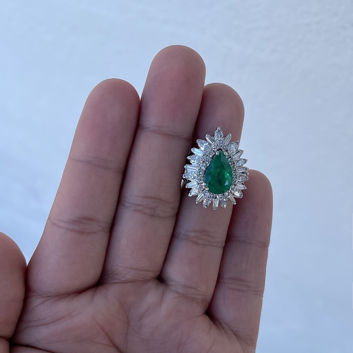 Emerald, Diamond and 18K Ring