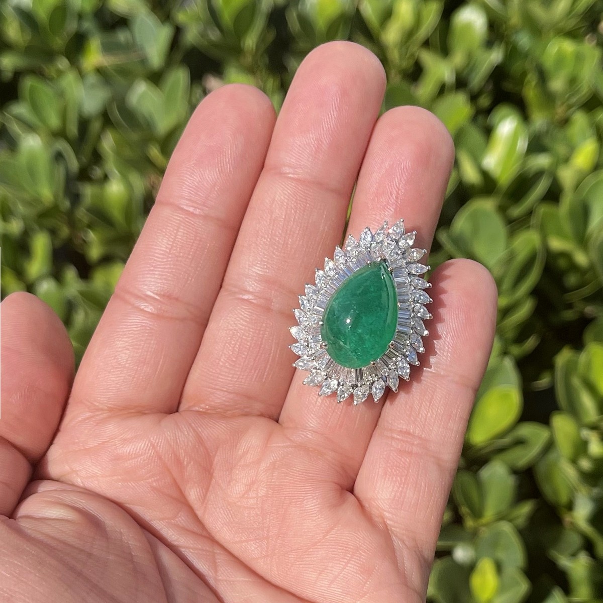 Emerald, Diamond and Platinum Ring