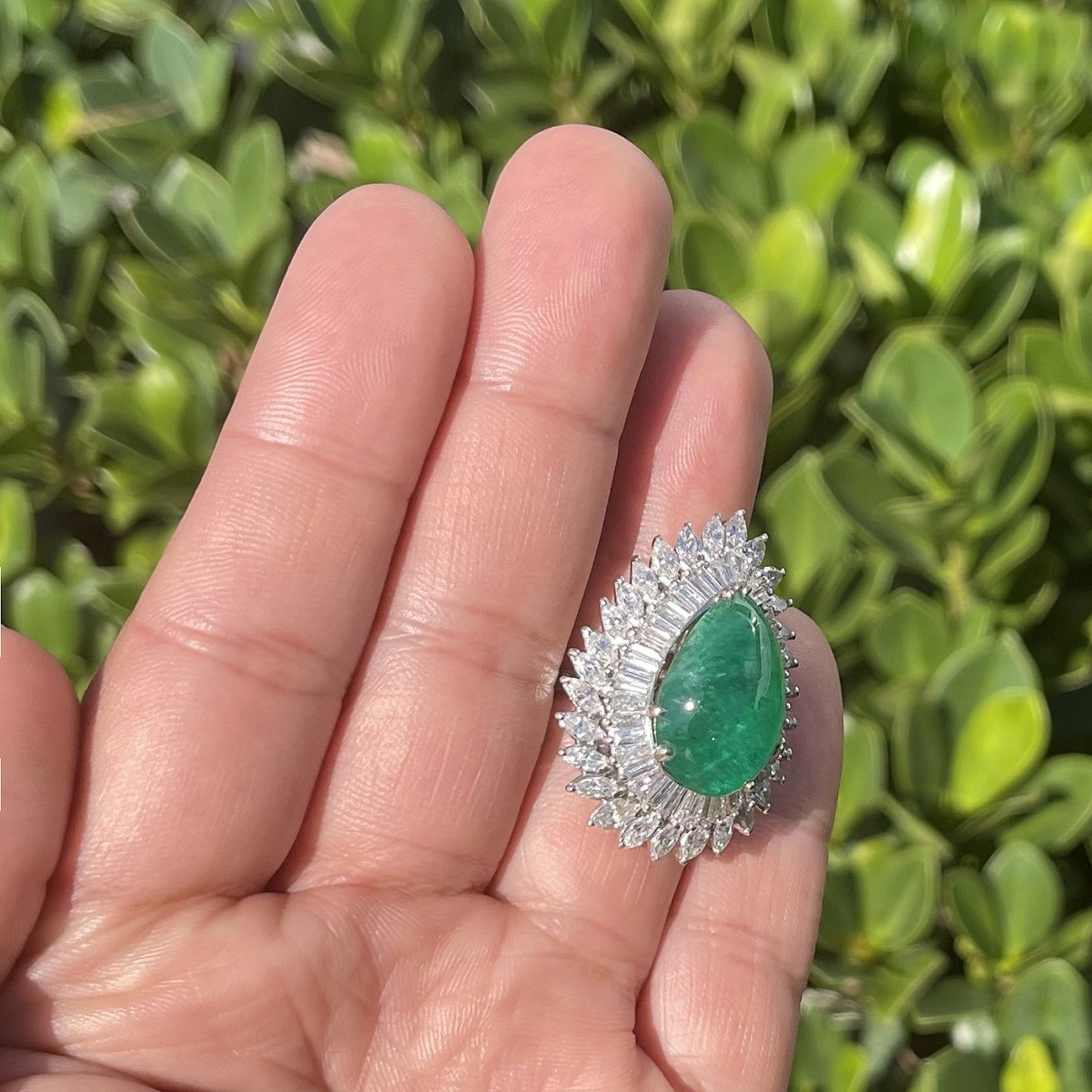 Emerald, Diamond and Platinum Ring
