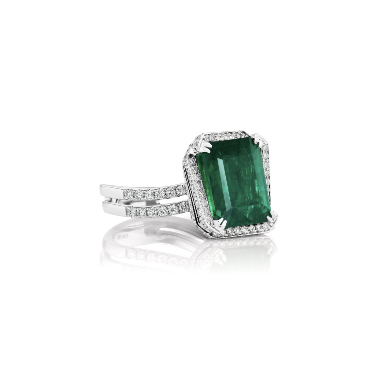 Emerald, Diamond and 18K Ring