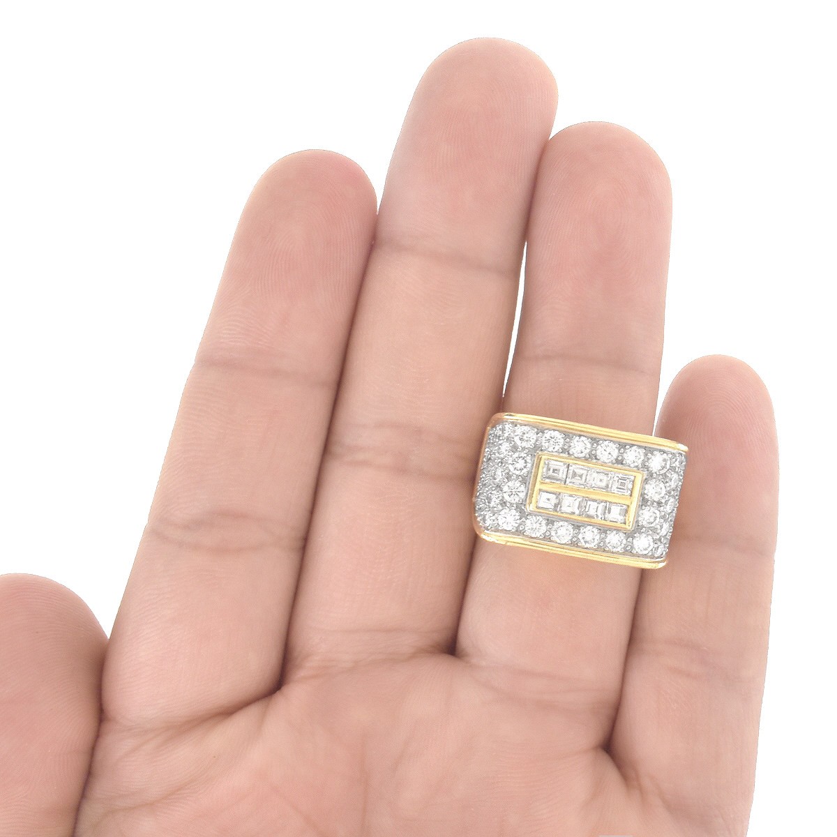 Diamond and 18K Ring