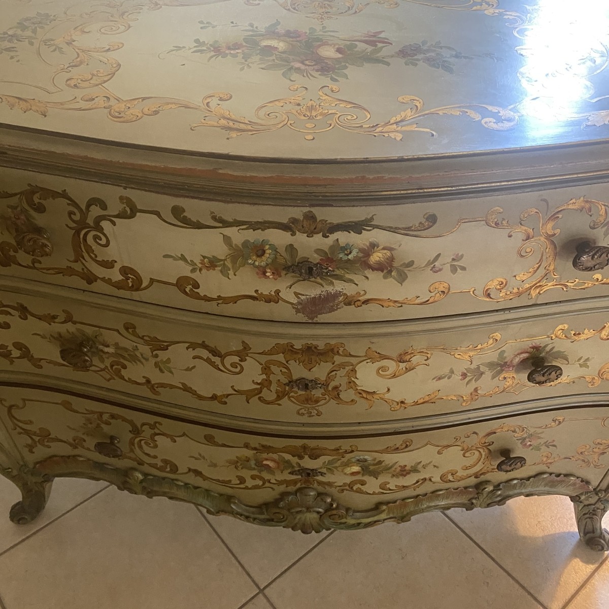 Venetian Commode