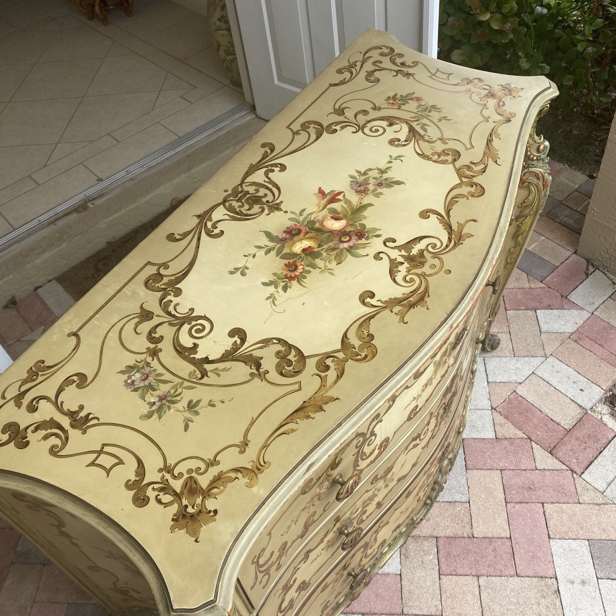 Venetian Commode