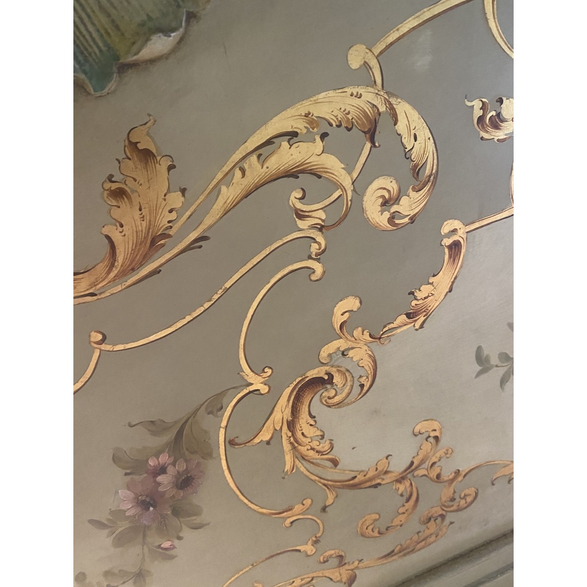 Venetian Bed