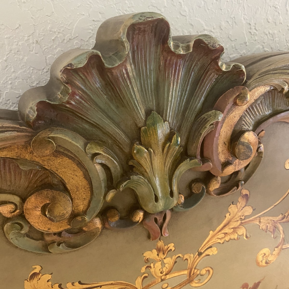 Venetian Bed
