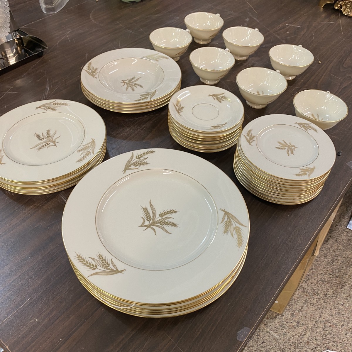 Lenox Dinner Service