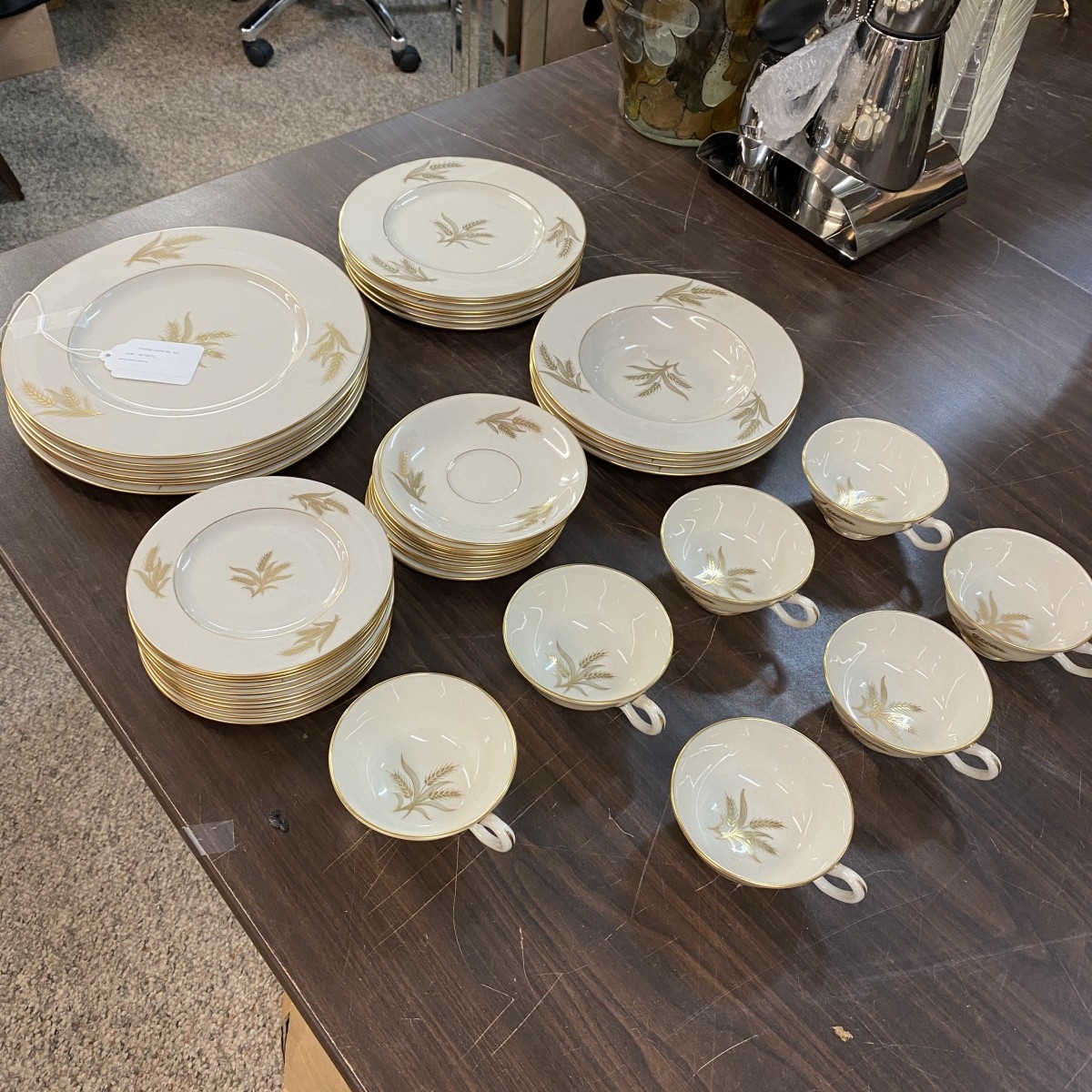 Lenox Dinner Service