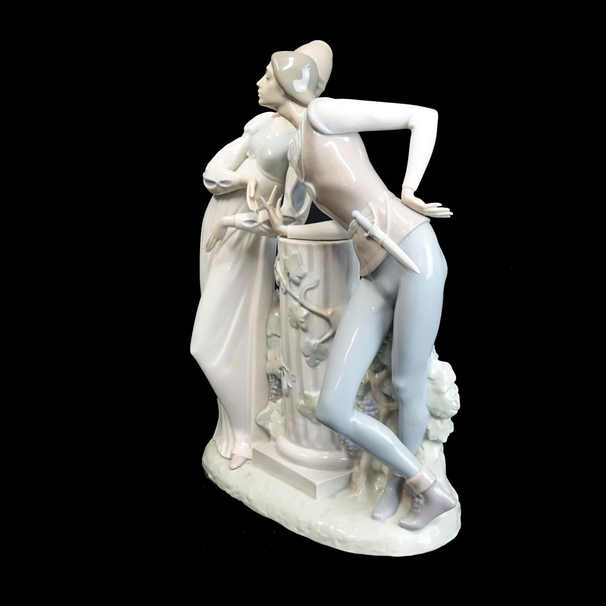 Lladro Figurine