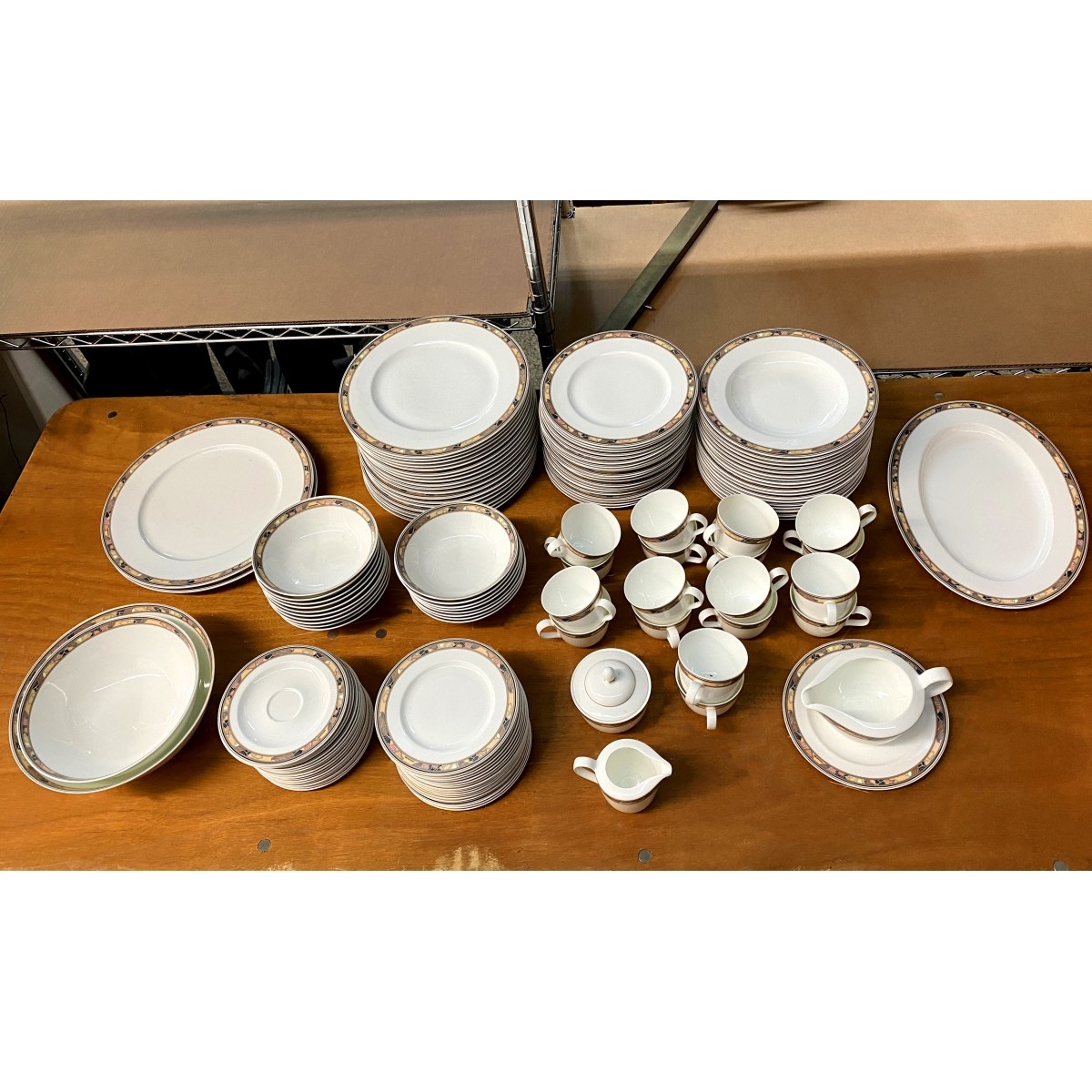 Hutschenreuther Dinner Service