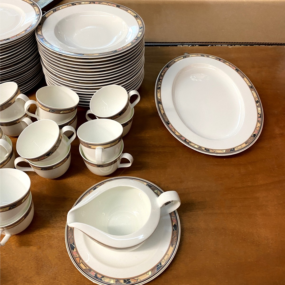 Hutschenreuther Dinner Service