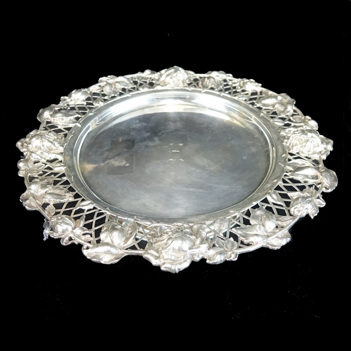 Sterling Pedestal Plate