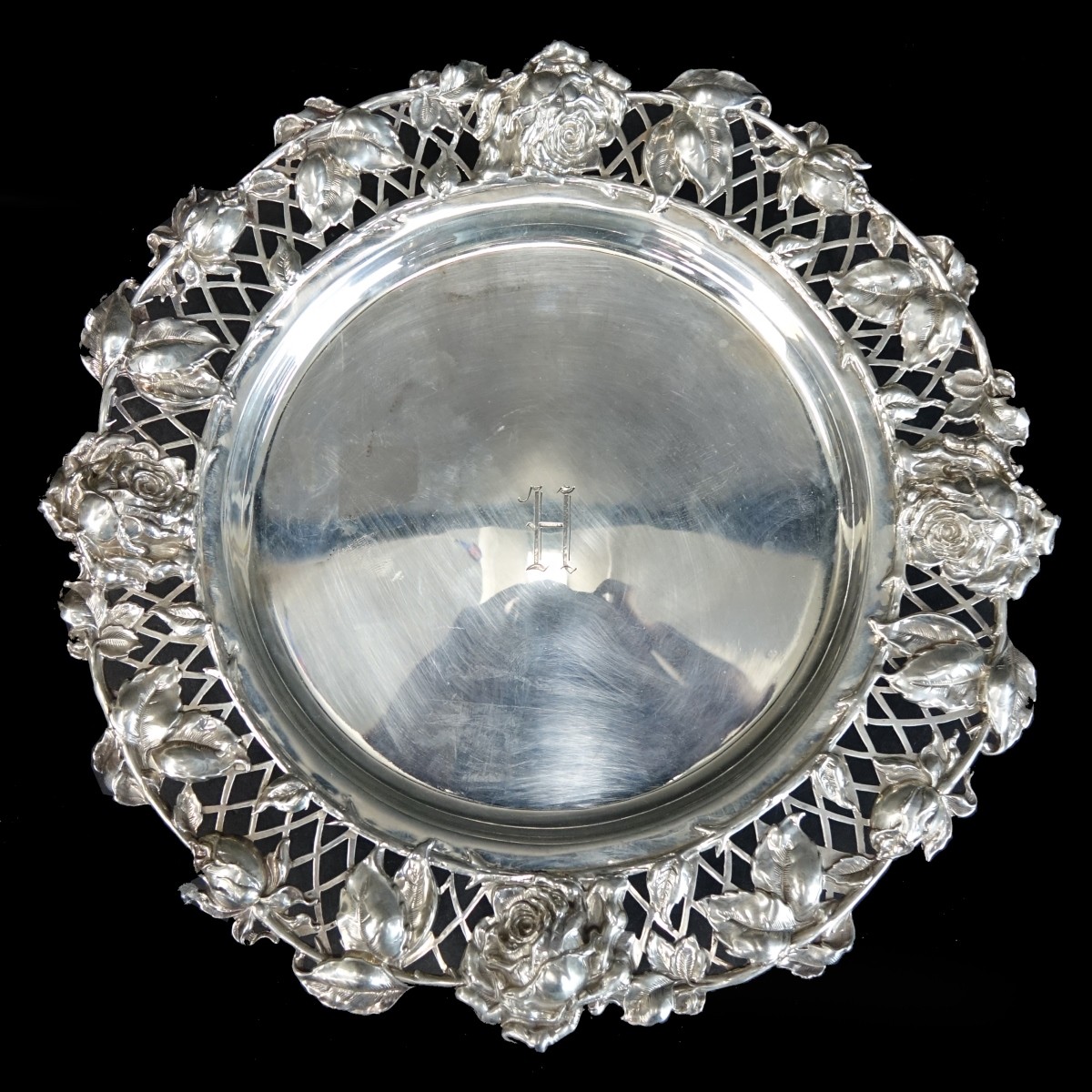 Sterling Pedestal Plate