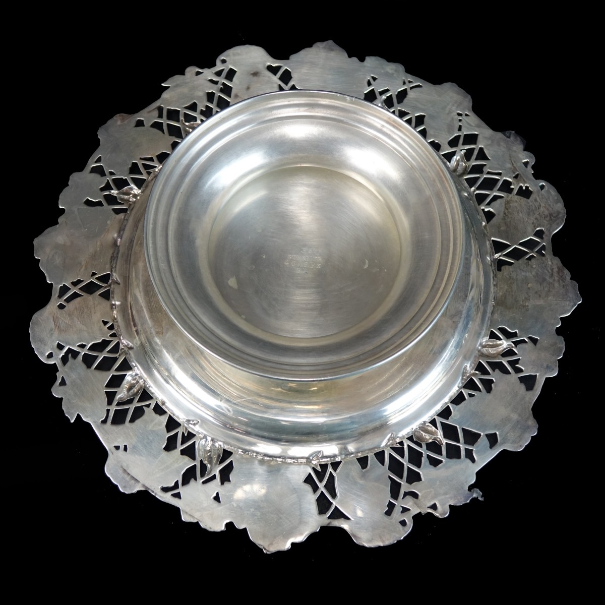 Sterling Pedestal Plate