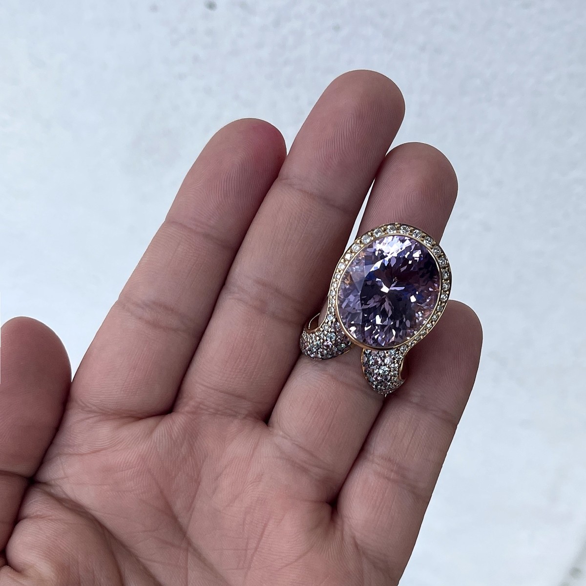 Kunzite and 18K Ring